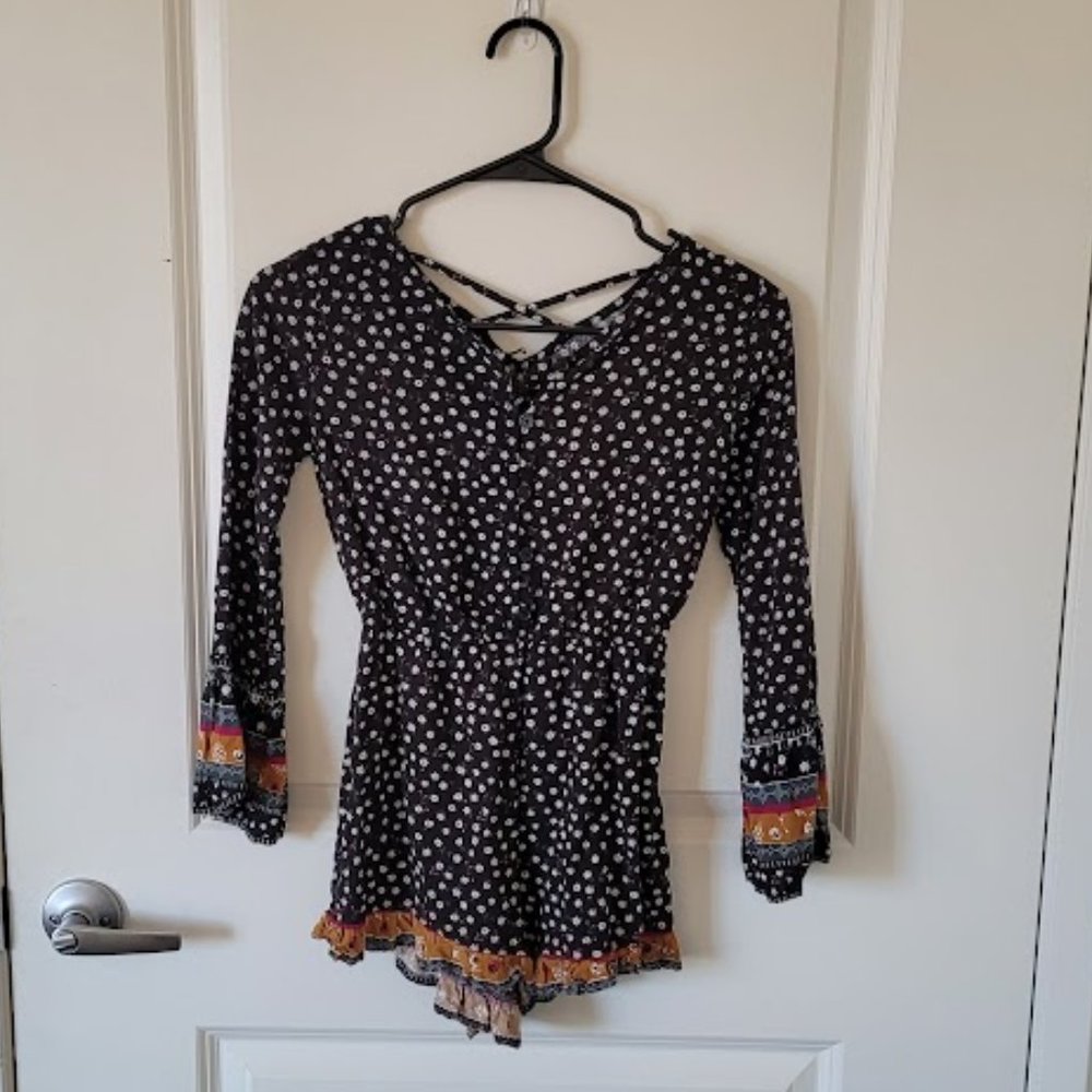 Art class Girl's floral black romper size M(7/8)
